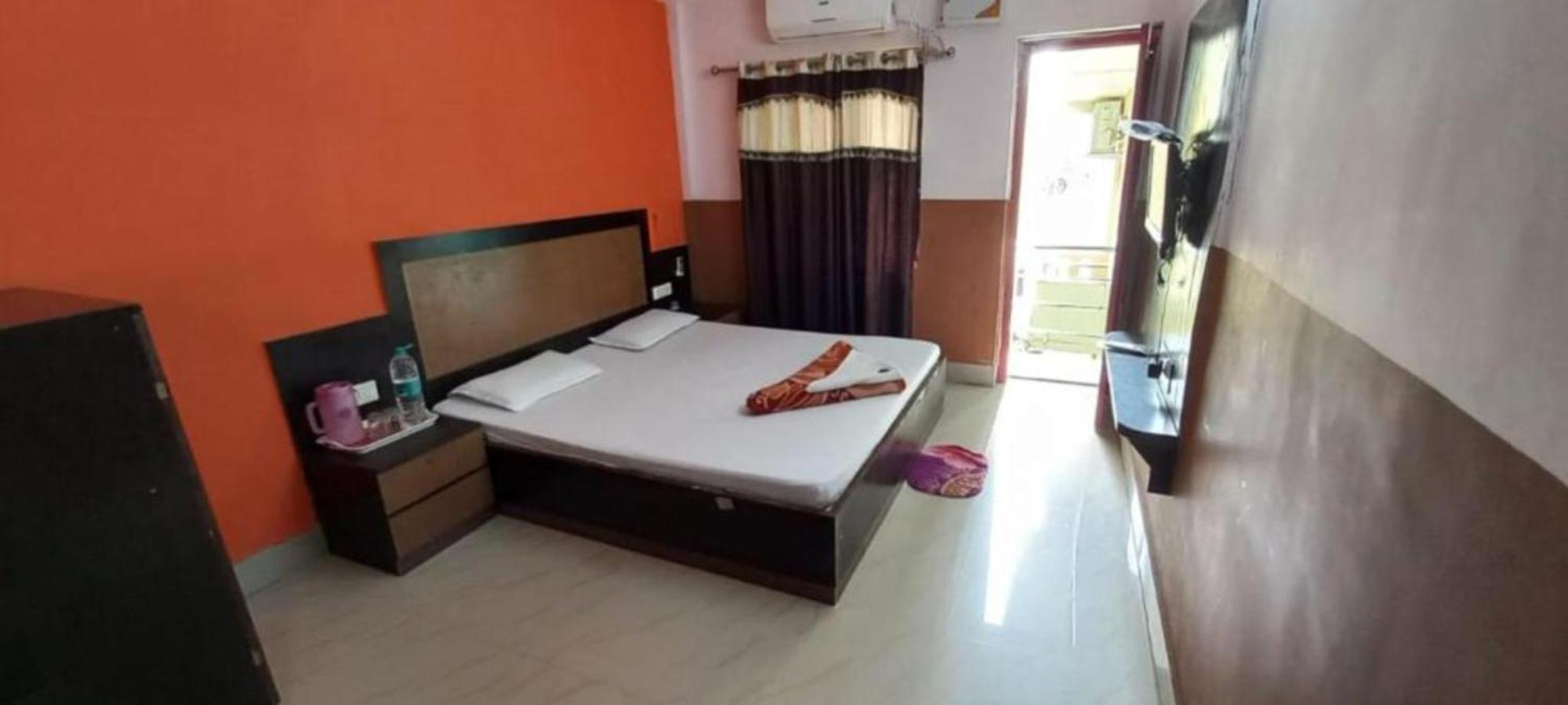 Hotel Samrat Palace Near Puri Sea Beach Best Choice Of Travellers By Morservices Eksteriør bilde
